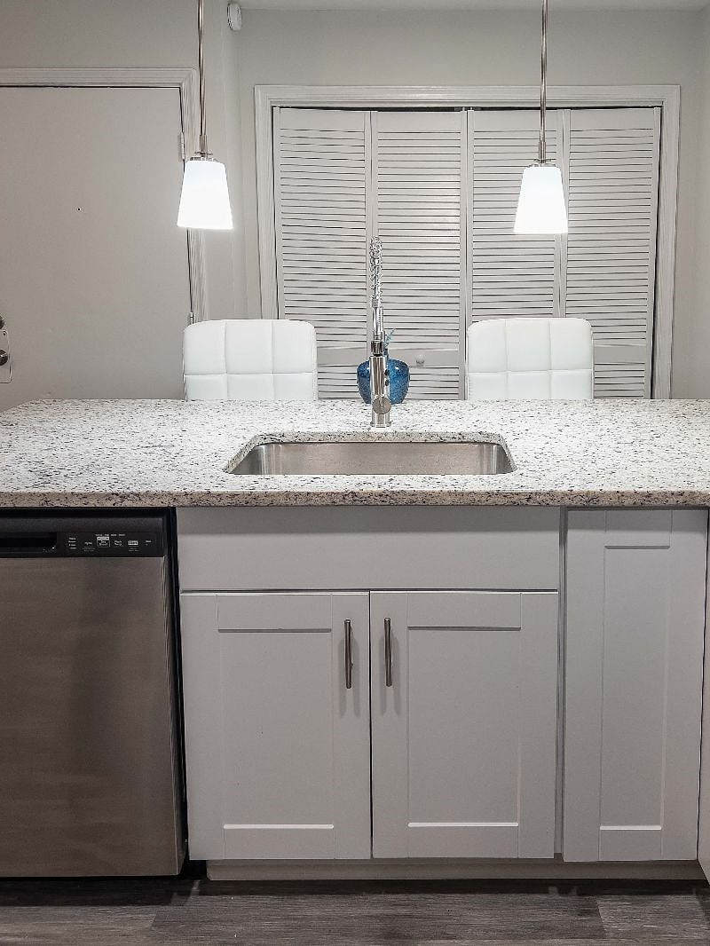 Furnished Finder property 577024_1 photo 5