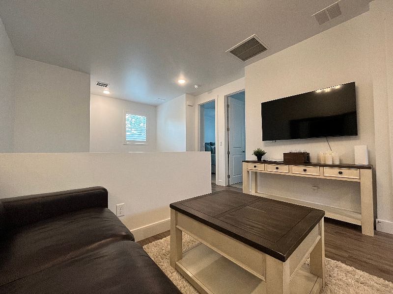 Furnished Finder property 577028_1 photo 5