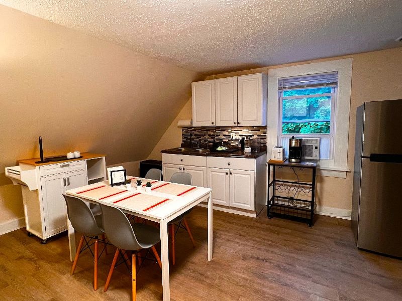 Furnished Finder property 577088_1 photo 12
