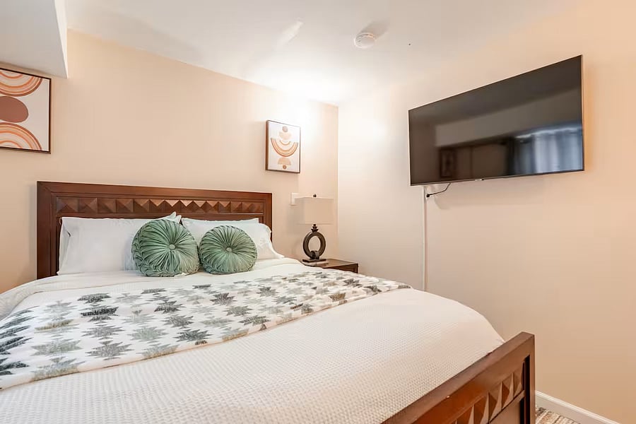Furnished Finder property 577102_1 photo 11