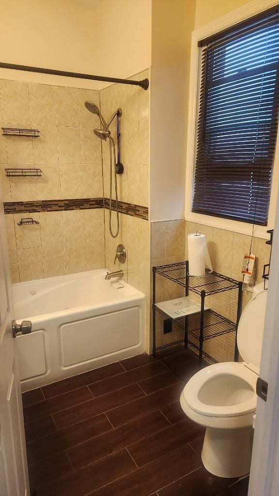 Second Level -Bathroom#3