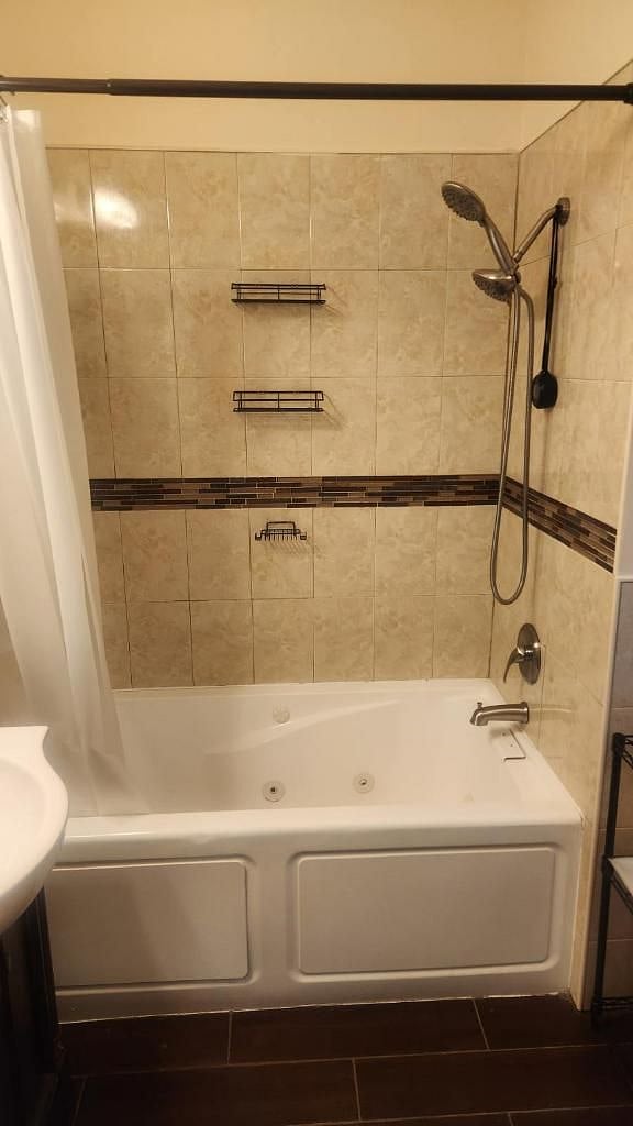 Second Level -Bathroom#3
