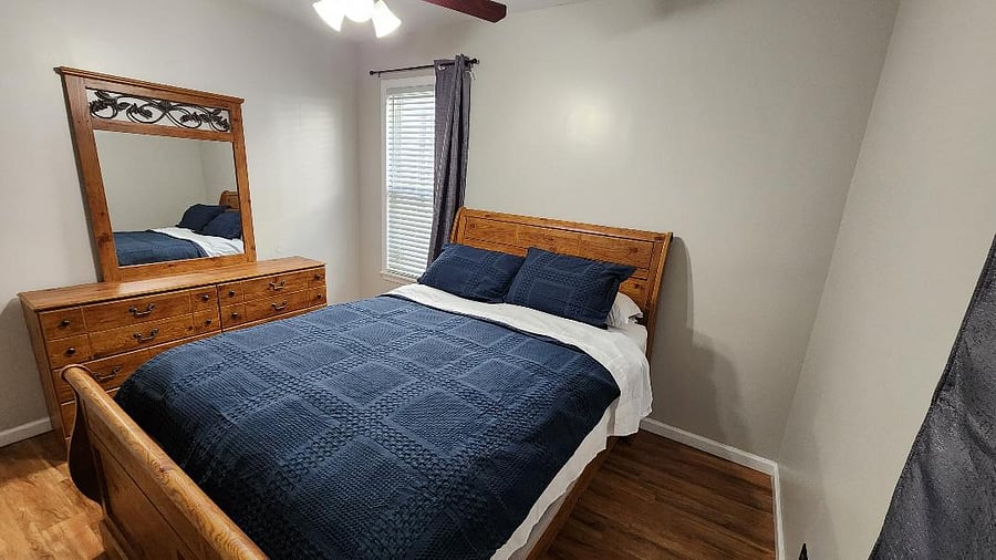 Furnished Finder property 577136_1 photo 4