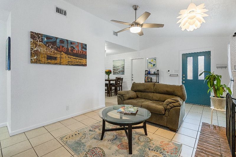 Furnished Finder property 577227_1 photo 3