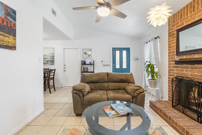 Furnished Finder property 577227_1 photo 6