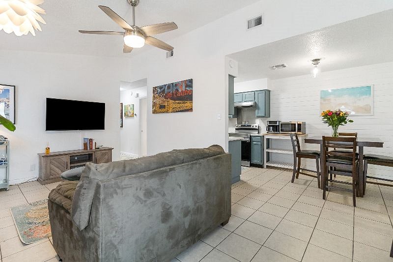 Furnished Finder property 577227_1 photo 7