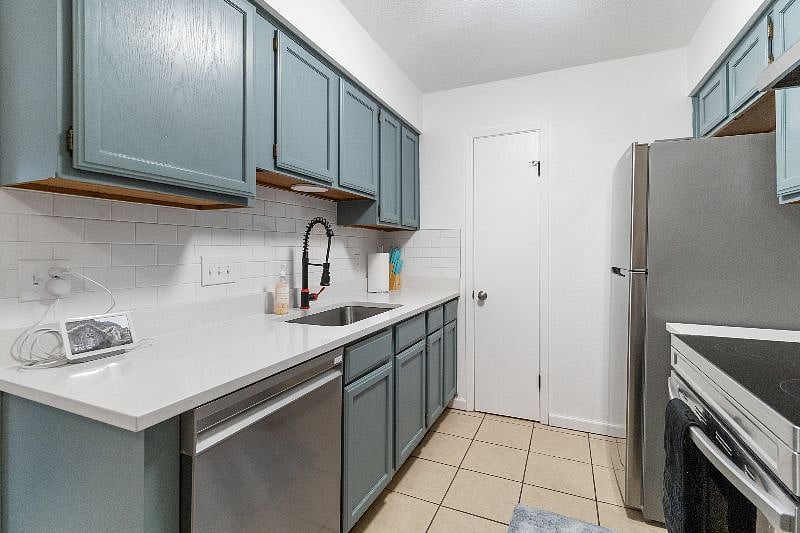 Furnished Finder property 577227_1 photo 12