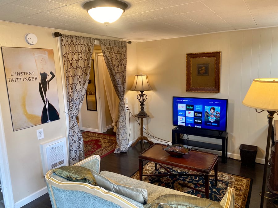 Furnished Finder property 577244_2 photo 1