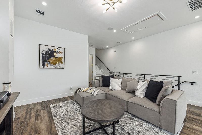 Furnished Finder property 577283_1 photo 8