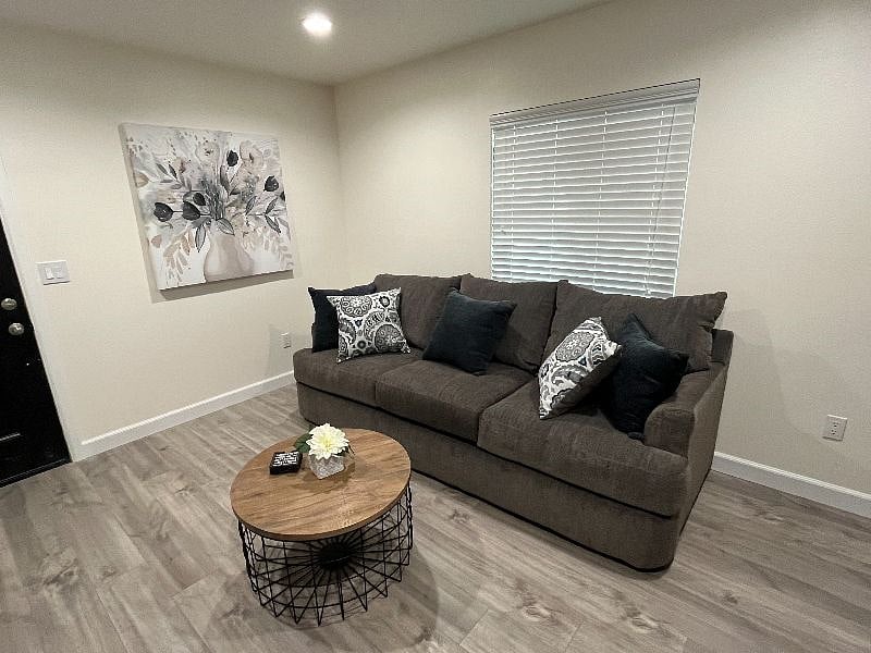 Furnished Finder property 577284_1 photo 8
