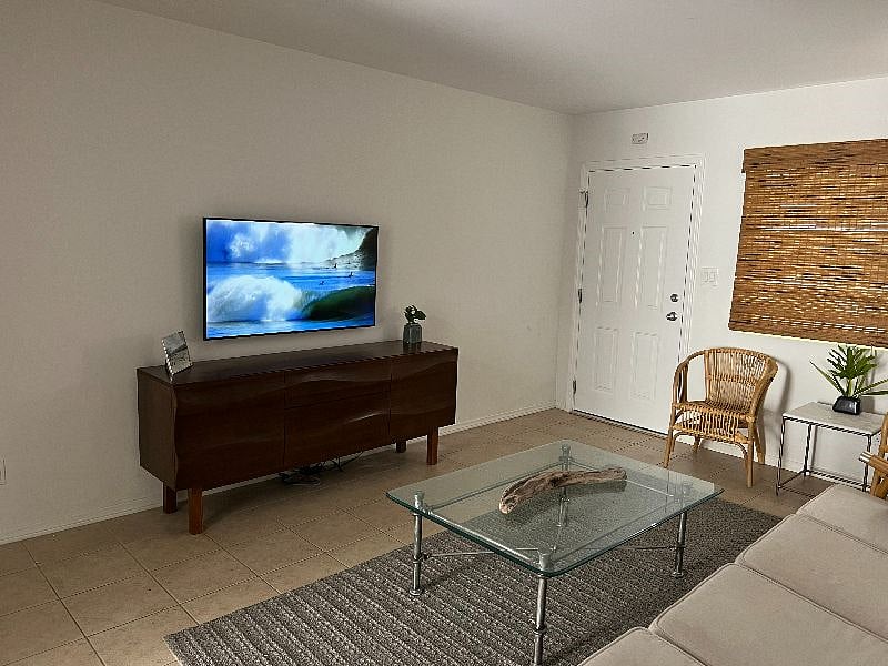 Furnished Finder property 577319_1 photo 3