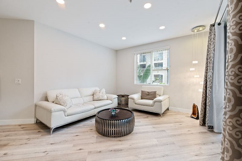 Furnished Finder property 577320_1 photo 12