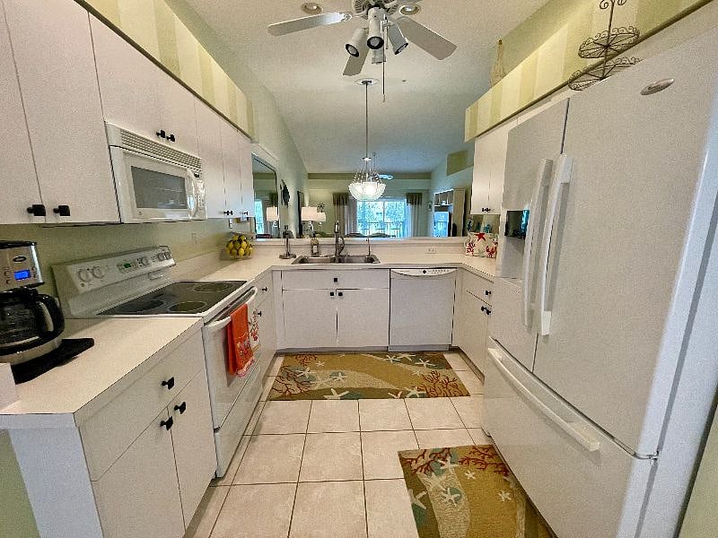Furnished Finder property 577403_1 photo 12