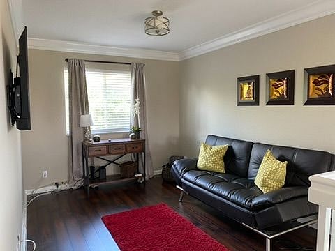 Upstairs Loft 