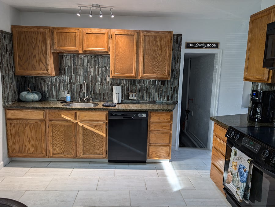 Furnished Finder property 577427_1 photo 4