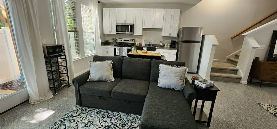 Furnished Finder property 577457_1 photo 4