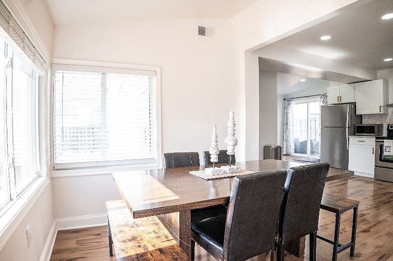 Furnished Finder property 577475_1 photo 4