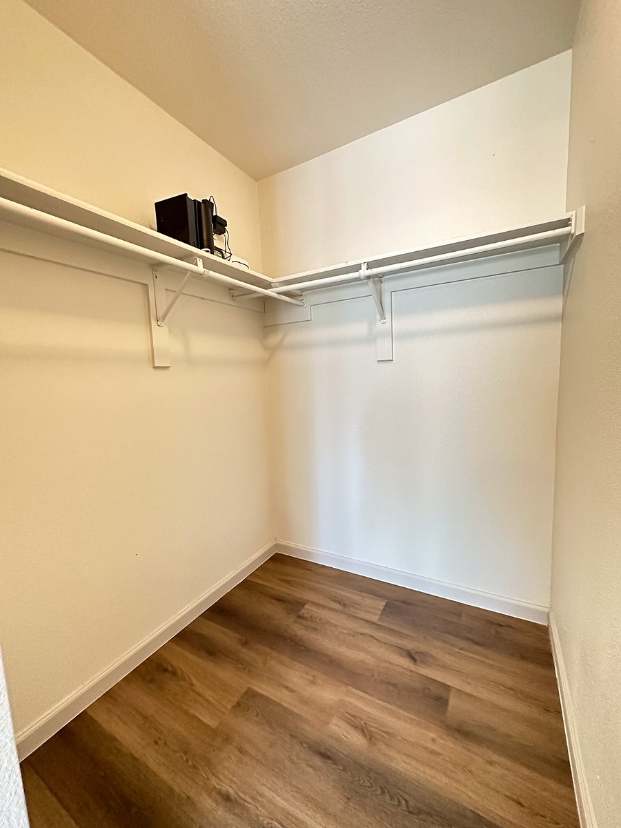 Master Walk-in Closet, Spacious