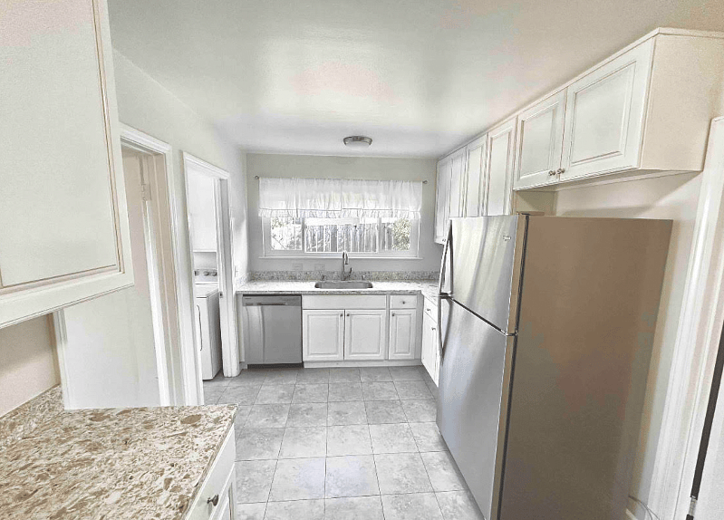 Furnished Finder property 577492_1 photo 4