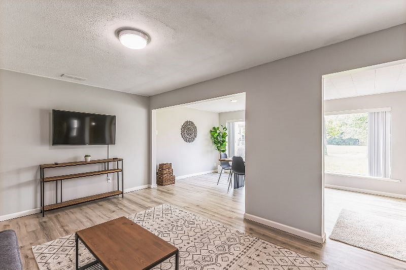 Furnished Finder property 577508_1 photo 8