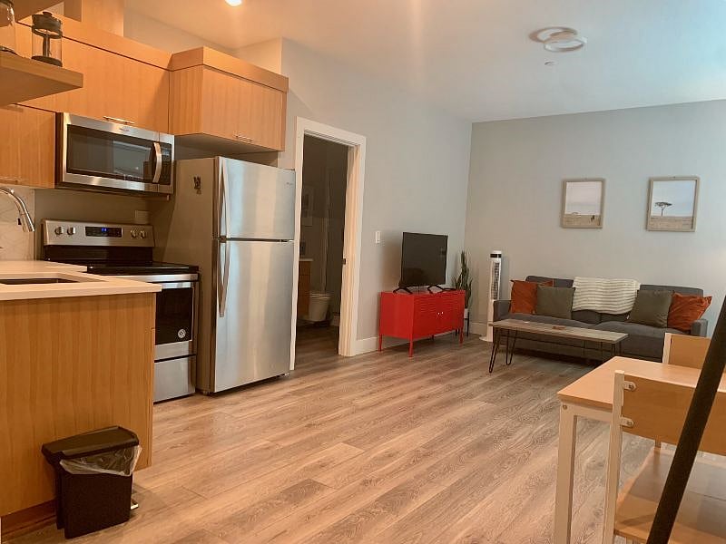 Furnished Finder property 577527_1 photo 3
