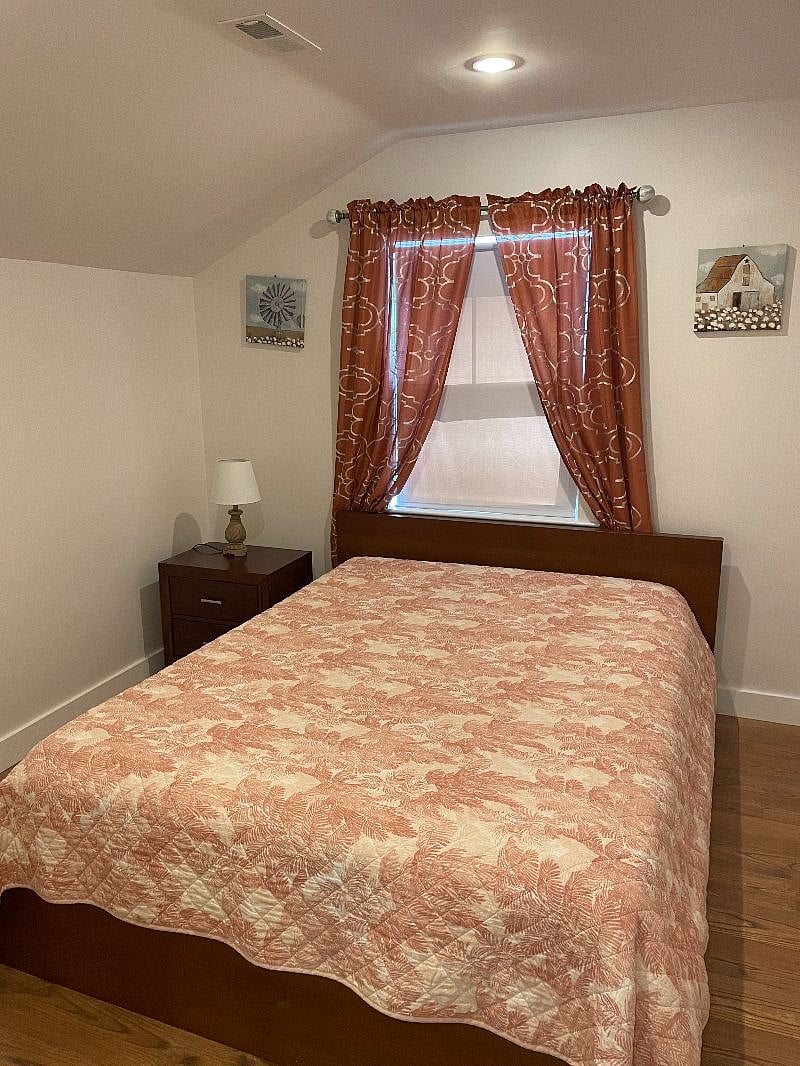 Furnished Finder property 577581_1 photo 10