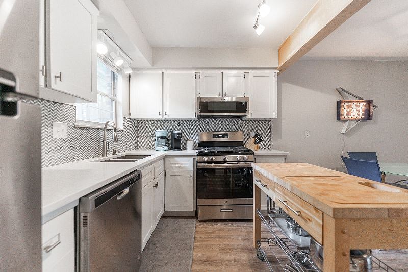 Furnished Finder property 577583_1 photo 9