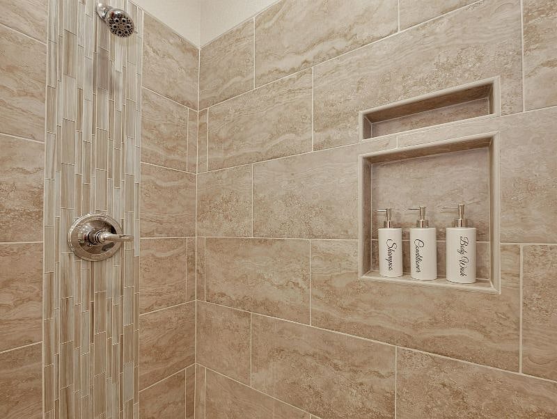 Furnished Finder property 577606_1 photo 12
