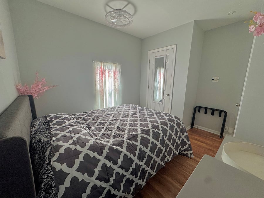 Furnished Finder property 577662_1 photo 12