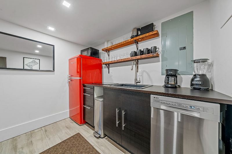 Furnished Finder property 577679_1 photo 12