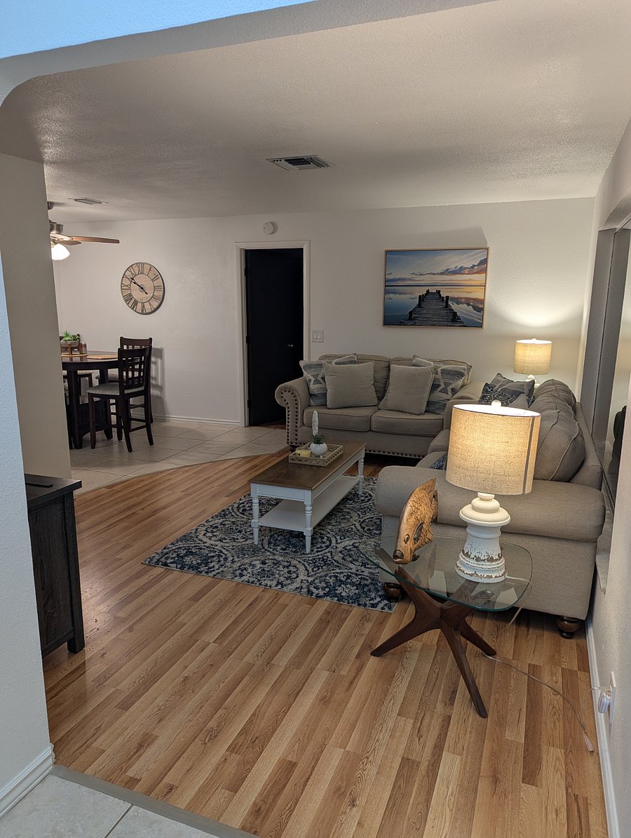 Furnished Finder property 577729_1 photo 3