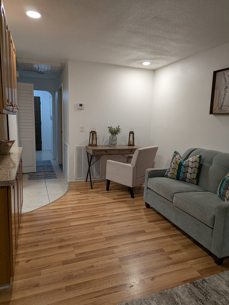 Furnished Finder property 577729_1 photo 3