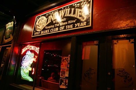 15 WALK TO  LIVE BLUES