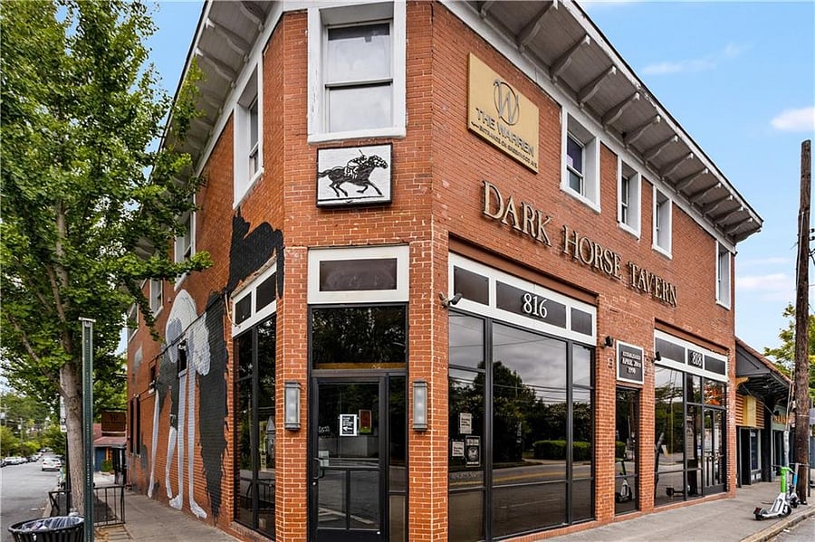 15 WALK TO DARK  HORSE & 10 HIGH LIVE MUSIC