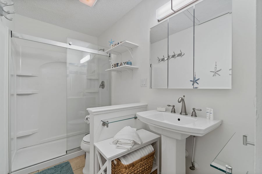 Ensuite Master bathroom with shower, toilet, and basic necessities
