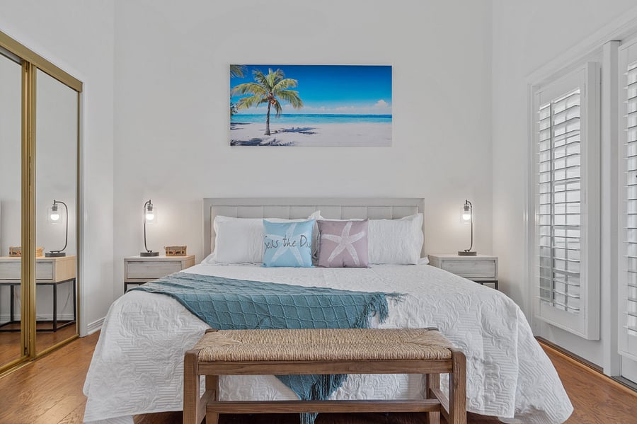 King-sized bed in the Master bedroom