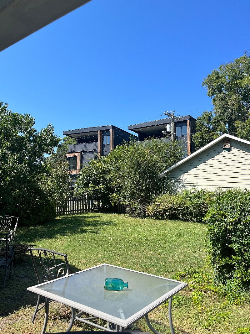 Fenced backyard w great view 
