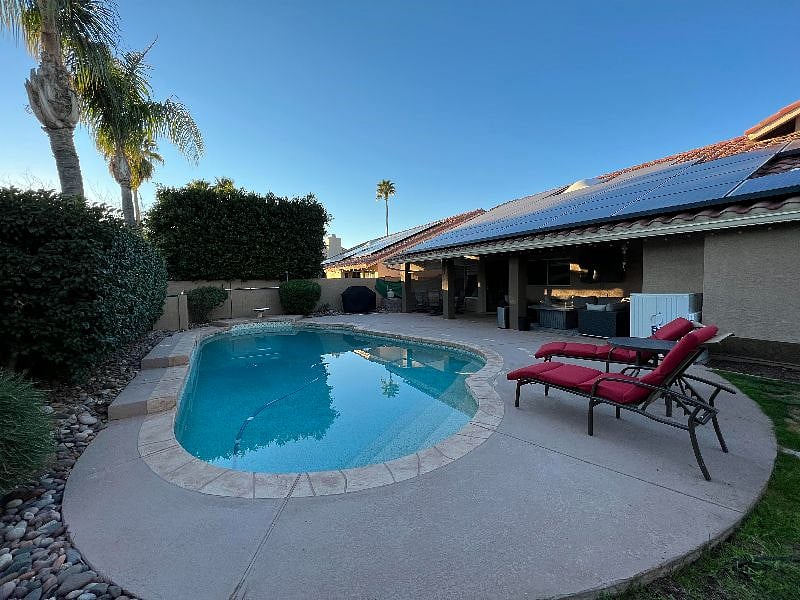 Furnished Finder property 577800_1 photo 8