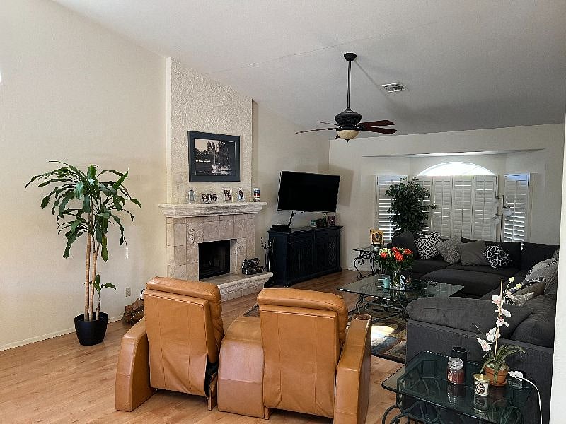 Furnished Finder property 577800_1 photo 10