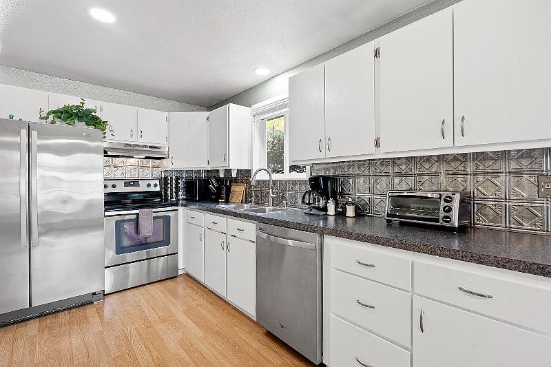 Furnished Finder property 577828_1 photo 13