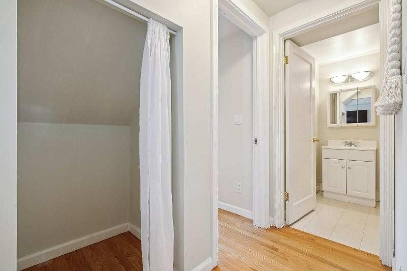 Furnished Finder property 577849_1 photo 8