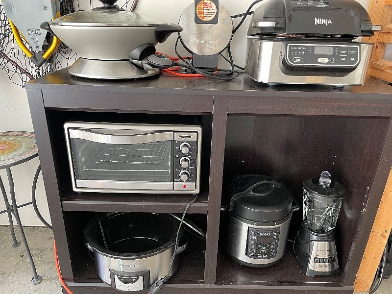 Various kitchen appliances to choose from