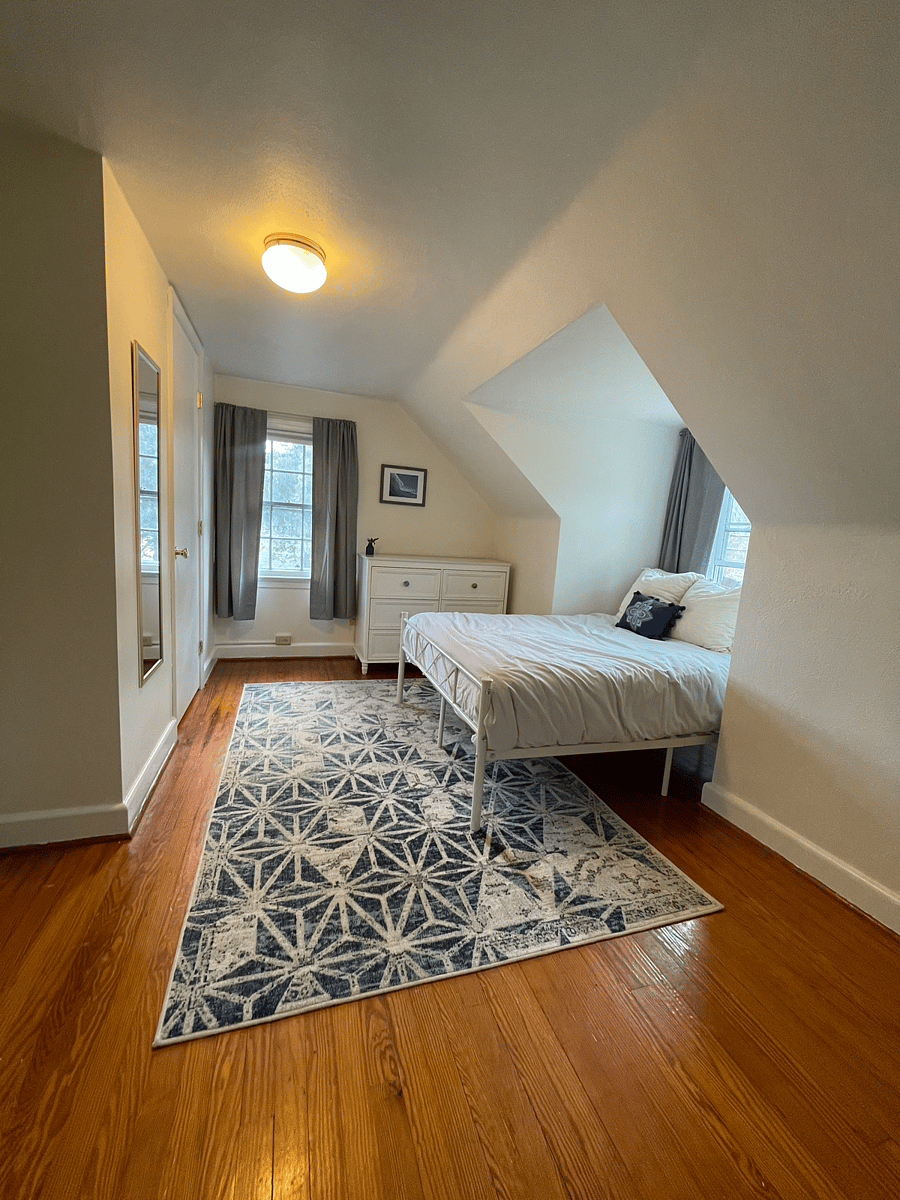 Bedroom 4 Full Bed, upstairs with half bathroom attached