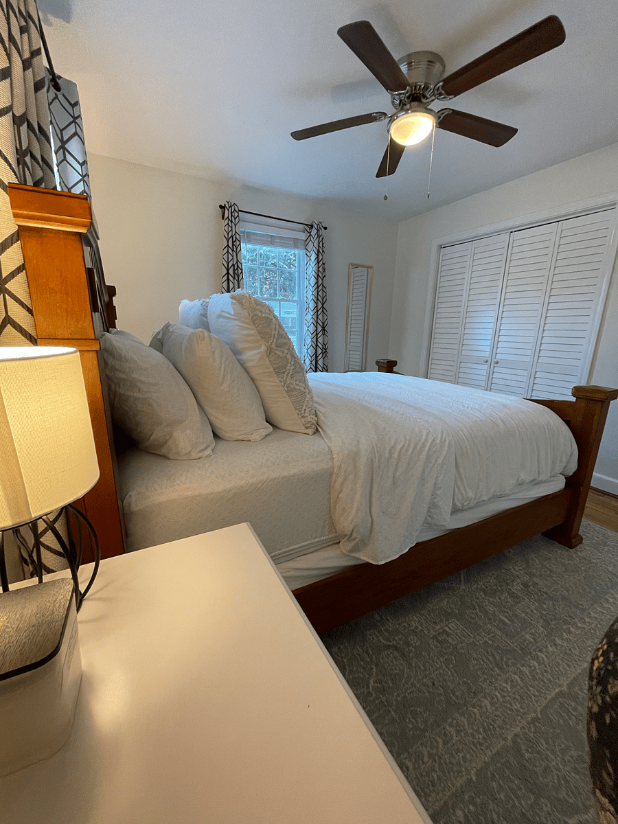 Bedroom 1 Queen Bed