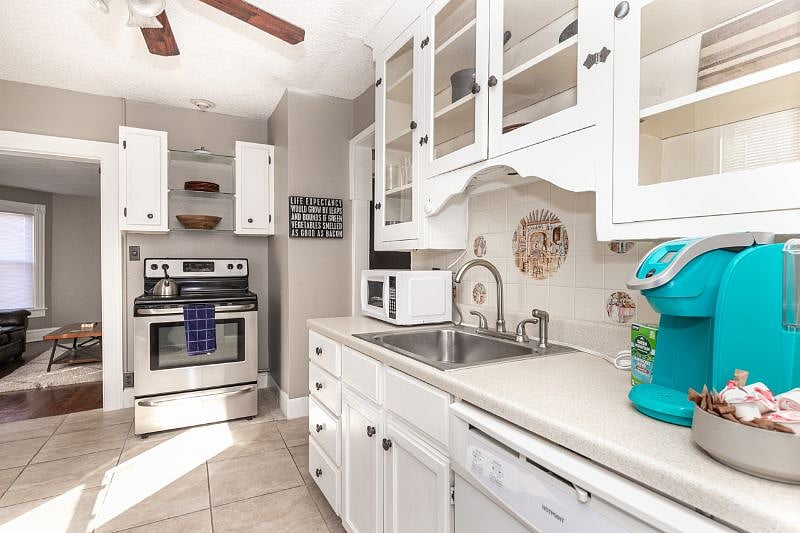 Furnished Finder property 577889_1 photo 15