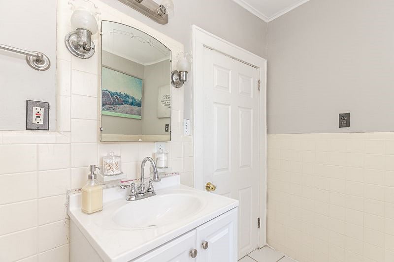 Furnished Finder property 577889_1 photo 8