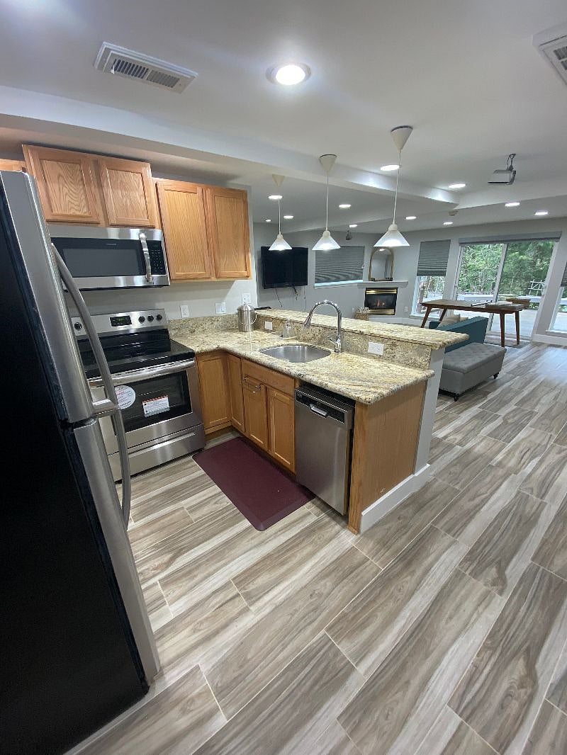 Furnished Finder property 577963_1 photo 4
