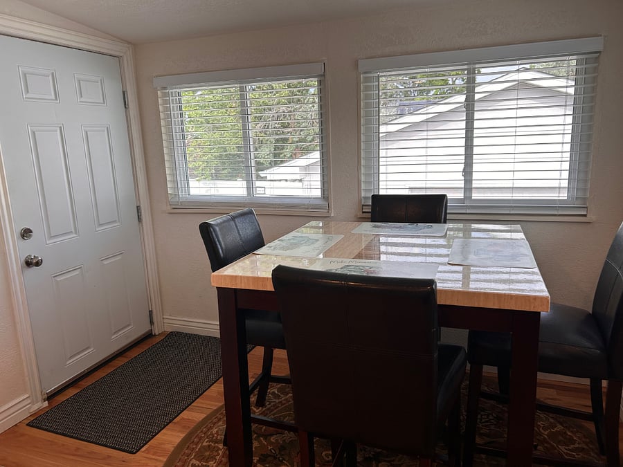 Furnished Finder property 577995_1 photo 9