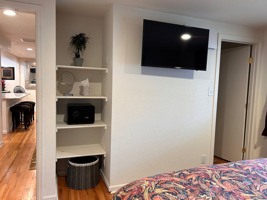 Furnished Finder property 577995_1 photo 12