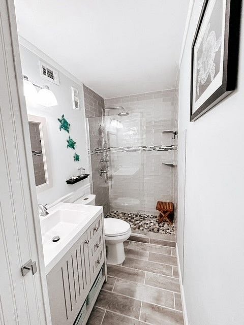 Master shower